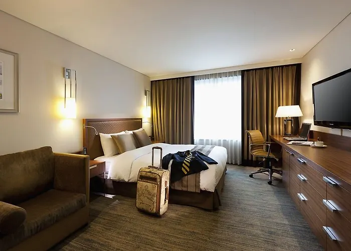 Novotel Ambassador Doksan 4*