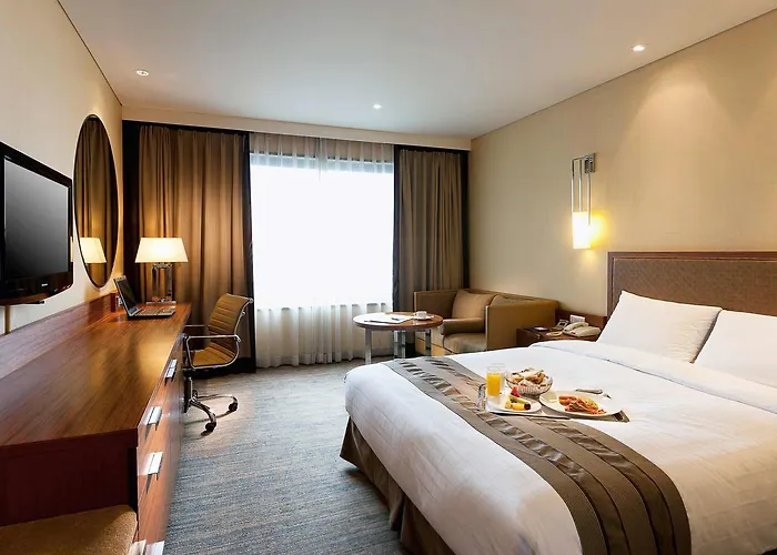 Hotel Novotel Ambassador Doksan 4*