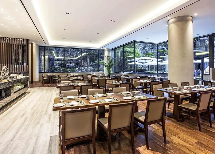 Novotel Ambassador Doksan Hotel 4*