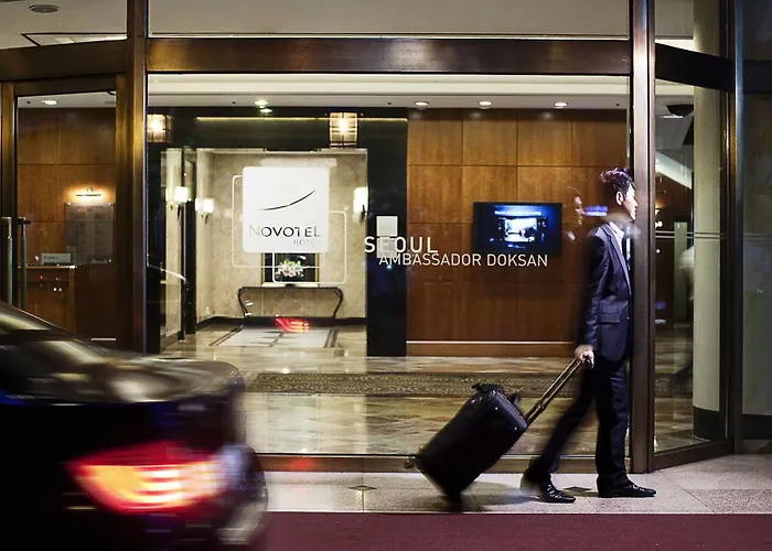 Novotel Ambassador Doksan Hotel 4*