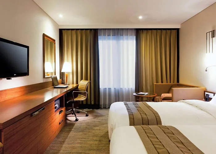Novotel Ambassador Doksan 4*